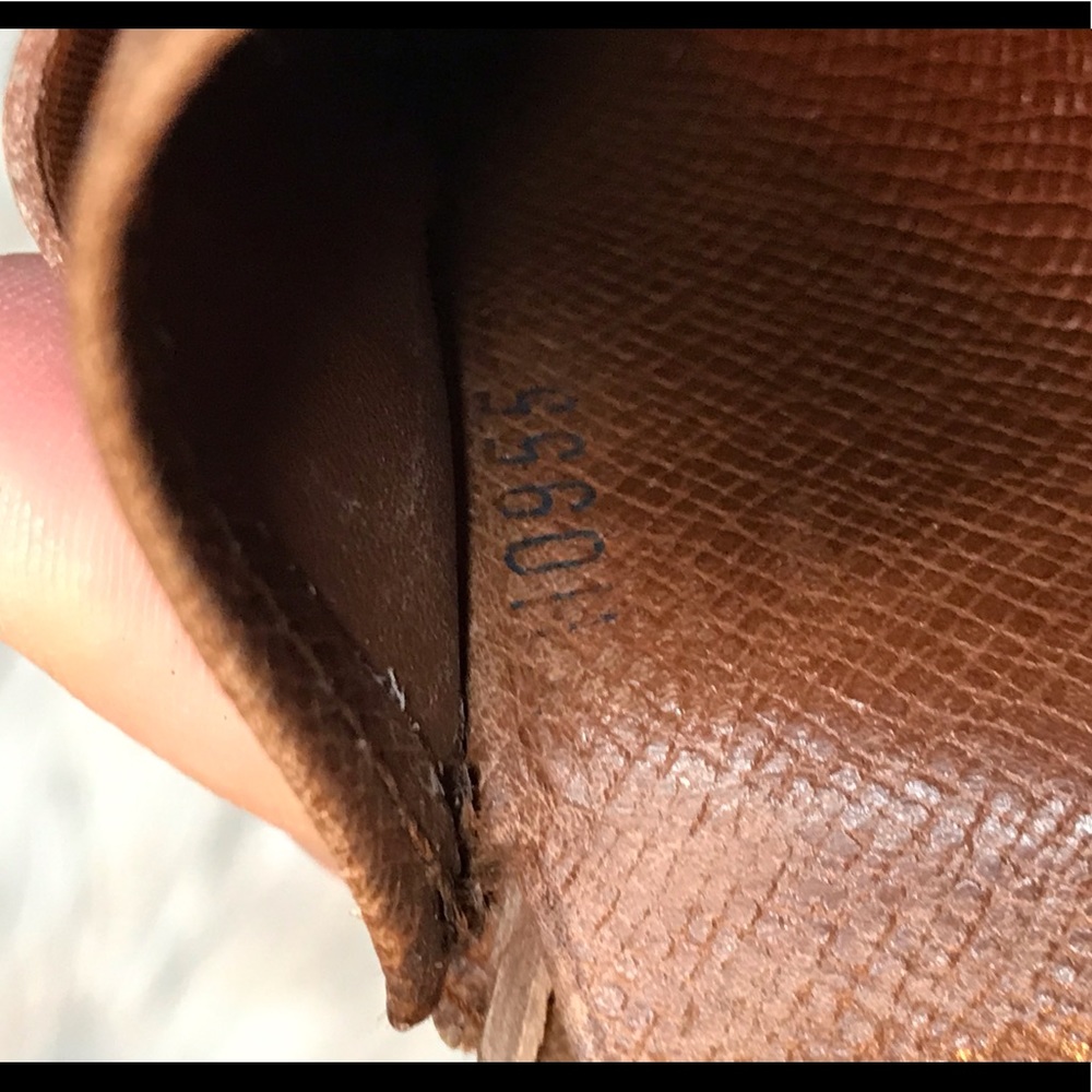 AUTH Louis Vuitton Elise TH0995 - Picture 5 of 7